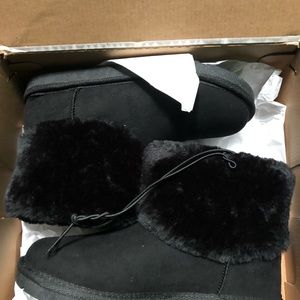 A memory foamArizona boots